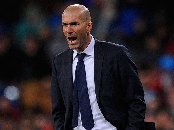 Teknik direktör: Zinedine Zidane