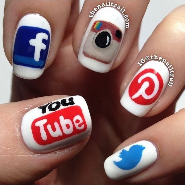 2. Кому еще нравится ноготок с YouTube?