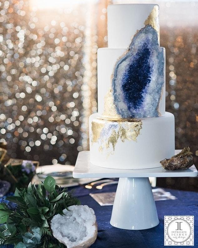 2. Or a cake covered in edible amethyst crystals?