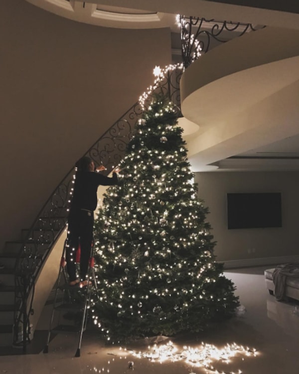 9. А Зендая отпраздновала свое первое Рождество в новом доме