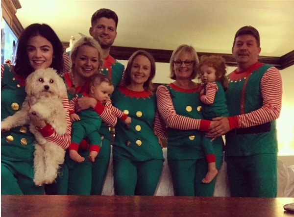 13. Люси Хейл отлично провела время с семьей