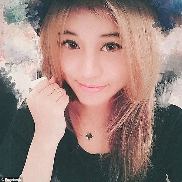 Адвокат: "Семья целиком и полностью её поддерживает. Мы команда, члены которой помогают друг другу".