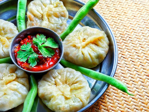 13. Аналогичное мантам и равиоли монгольское блюдо "Момо":