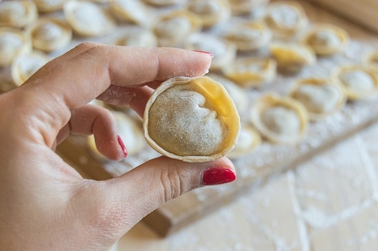 Планета на тарелке: как выглядят пельмени в разных странах мира