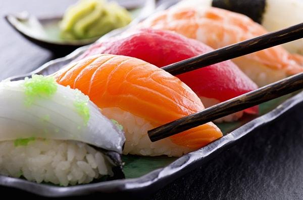 8. Sushi yerken pişmemiş balık tüketmek sağlıklı mıdır?