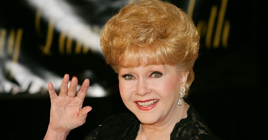 Дебби Рейнольдс, мать Кэрри Фишер, ушла из жизни в возрасте 84 лет