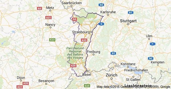 Colmar'ın da içinde olduğu Alsace (Alsaz diye okunuyor) Bölgesi şarapları ile meşhurdur ayrıca. Hatta Strazburg'dan başlayarak Seelestadt, Colmar ile devam edip Mulhouse dolaylarında sona eren 170 km'lik ünlü bir şarap rotası da bulunmakta.