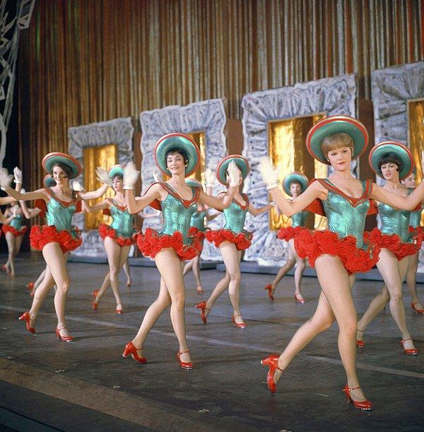 9. The Rockettes performansından efsanevi kare, 1967.
