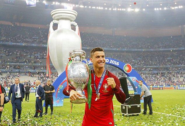 Portekiz'in EURO 2016'da şampiyon olmasına büyük katkı sağladı