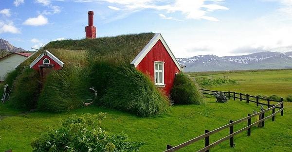 11. İzlanda'da bir ev.