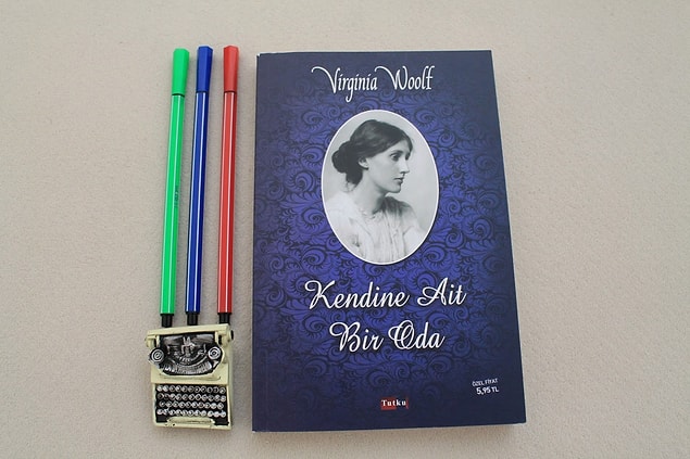 Senin hayatını değiştirecek kitap "Kendine Ait Bir Oda"!