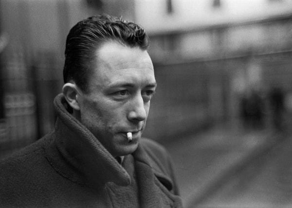 21. Yabancı, Veba, Düşüş kitaplarının Fransız yazarı Albert Camus