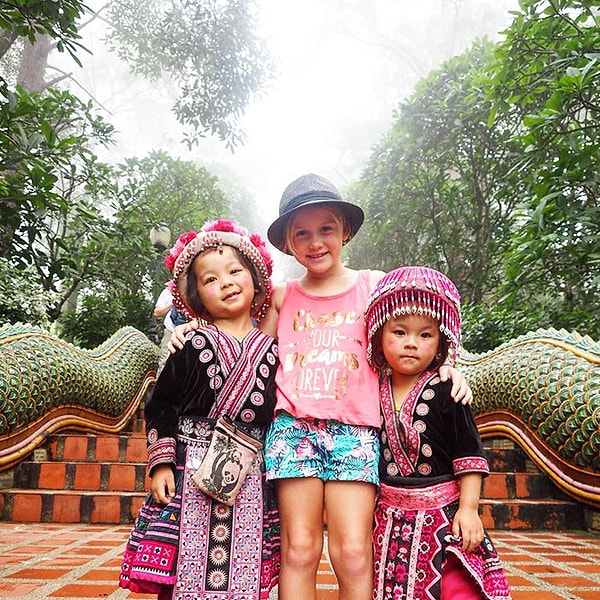 10. "Там больше жизни, чем в сидении за столом каждый день ради зарабатывания денег, чтобы купить на них вещи," - говорит Эви