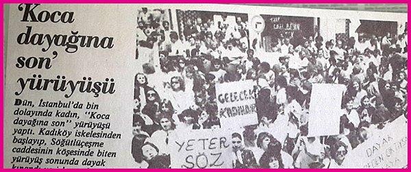 21. İstanbul'da 80'li yılların ilk kitlesel kadın yürüyüşü olan "Dayağa Karşı Dayanışma Yürüyüşü" Kadıköy'de yapıldı.