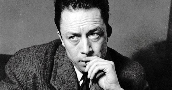 4. Camus genel kabulün aksine kendini bir "varoluşçu" olarak tanımlamıyordu. Kendini herhangi bir görüş ya da ideoloji ile özdeşleştirmek istemiyordu.