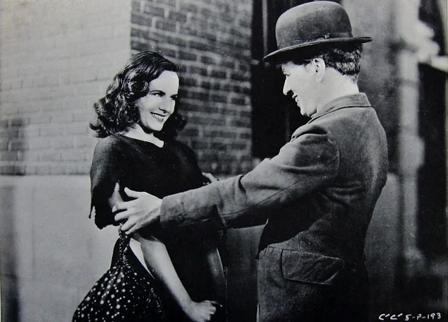 Charlie Chaplin & Paulette Goddard
