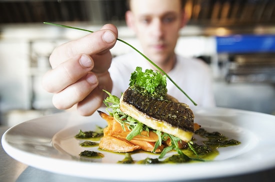 En İnce Püf Noktalarıyla Beraber Profesyonel Aşçıların Kullandığı 12 Pişirme Tekniği