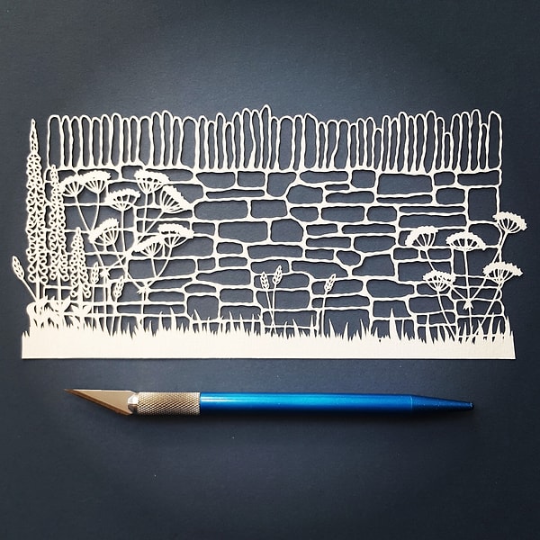 Часами можно любоваться этими волшебными творениями. Знаменитая Йоркширская стена перенесена на бумагу.