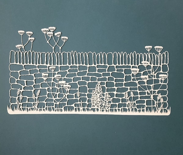 Та же стена в другом ракурсе.