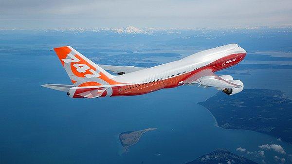 4. Boeing 747 - 13500 metre