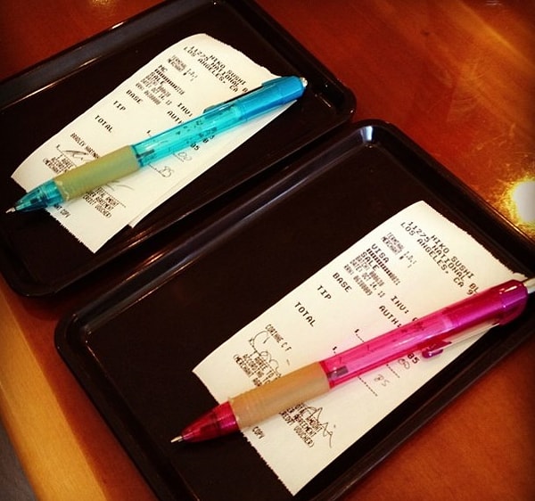 23. Использование банковских карт с подтверждением подписью без пин-кода.