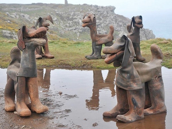 9. Когда на работе нечем заняться