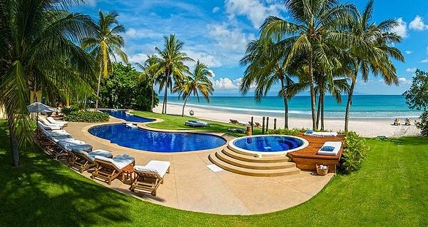 Bu görkemli sahil evi Meksika'nın Punta Mita bölgesinde bulunuyor.
