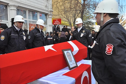 Fethi Sekin bugün memleketi Elazığ'da son yolculuğuna uğurlandı.