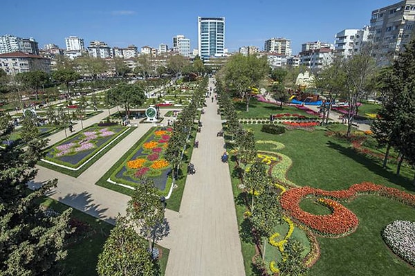 10. Efendiliği elden bırakmayan ama içten içe her türlü fırlamalığı yapan, okulun gizli zıpırı: Göztepe