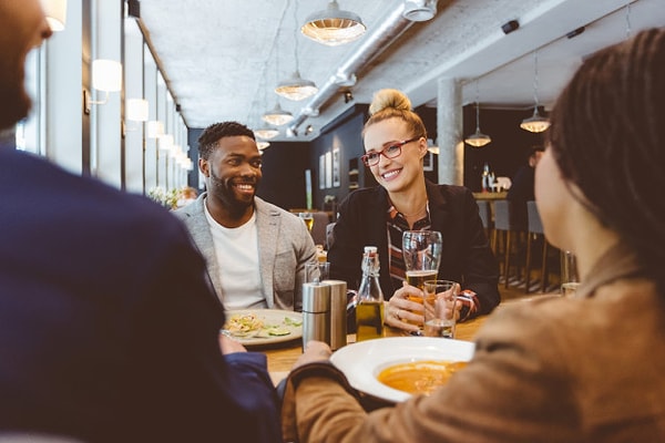 5. Ешьте в кафе и ресторанах только по особым случаям