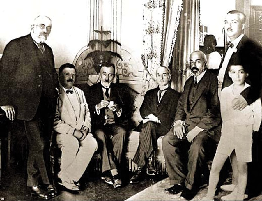 Istiklal Sairi Mehmet Akif Ersoy Hakkinda Cogunu Ilk Kez Duyacaginiz Ilgi Cekici Detaylar Onedio Com
