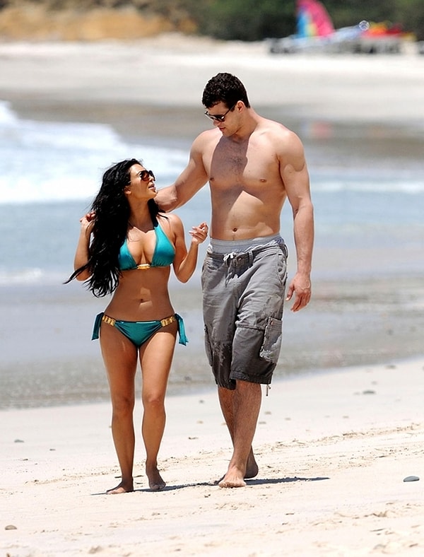 5. Она вышла замуж ради шоу