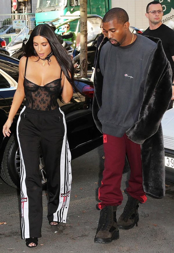 9. Она замужем за "звездой современности"