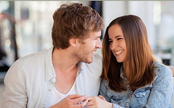 1. Знайте, что для того, чтобы заслужить ее доверие, вам придется немало над собой потрудиться. А заслужить его можно будучи честным, надежным, проще говоря, заслуживающим доверия.