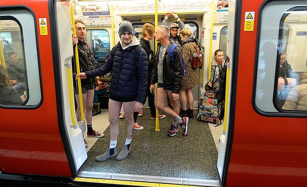 8. Все вели себя дружелюбно и вежливо