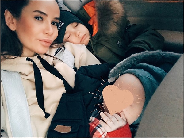 1. В октябре 2016 года дизайнер Айза Анохина стала мамой во второй раз.