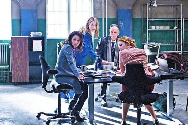 10. "Правительство" (сериал 2010 - ...)