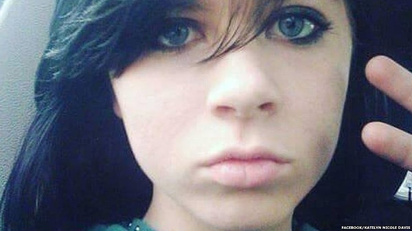 4. Теперь это видео гуляет по интернету, и полиция ничего не может с этим сделать