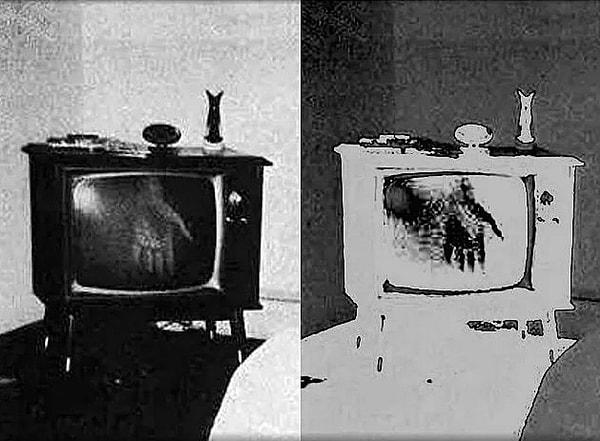 8. 1968 yılında bir adam, karısına yılbaşı hediyesi olarak bir televizyon alır. Kadın televizyona baktığında ise fotoğraftaki şekli görür.