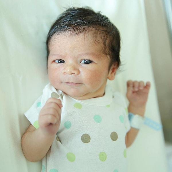 5. А этот малыш прямо позирует на камеру!