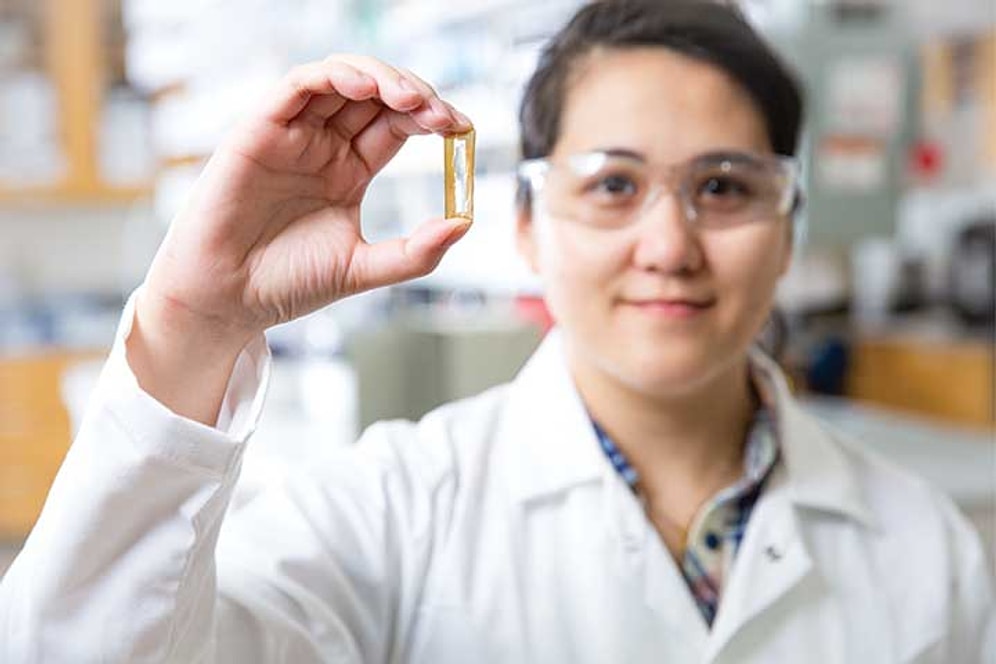 Yanlışlıkla 400 Yıla Kadar Dayanabilen "Süper Batarya" İcat Eden Doktora Öğrencisi Mya Le Thai