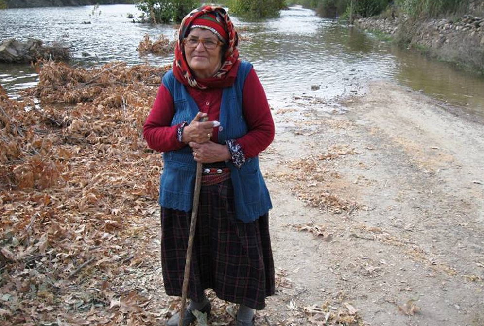 Ümmühan Nine'nin HES'e Karşı Hukuk Mücadelesi ve Bir Ailenin Suya Gömülen 80 Yıllık Geçmişi