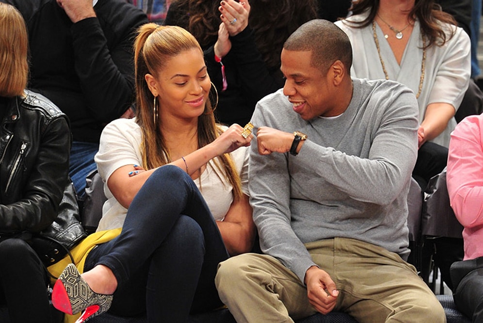 Boyun Devrilsin Jay-Z! Dedikodusu Bitmeyen Beyonce ve Jay-Z İlişkisine Son Darbe!