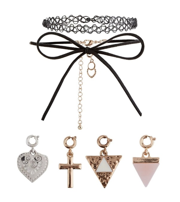 21. Чокер с набором подвесок