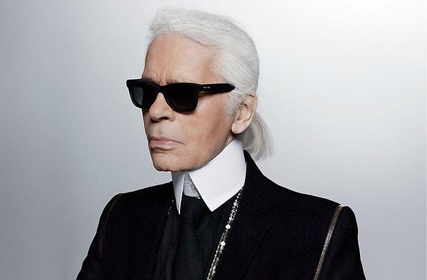 Bu yıl da geçtiğimiz Pazartesi günü New York'da gerçekleştirilen gece ünlü tasarımcı Karl Lagerfeld'a saygı temasına sahipti.