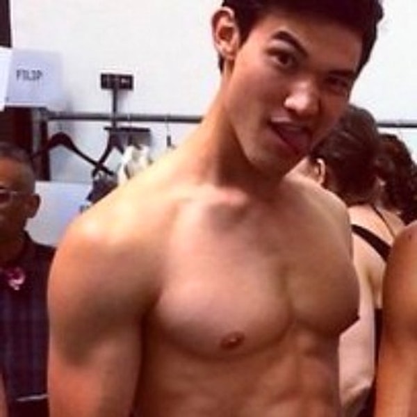 22. Красавчик-модель Скотт Неслаж