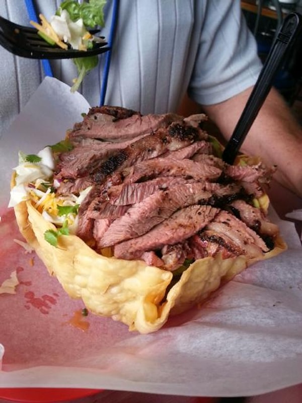 7. Это единственный салат, который вы едите, если живете один