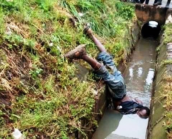 3. Они вовсю постят странные фото, на которых женщины и мужчины лежат в неестественных позах, притворяясь мертвыми