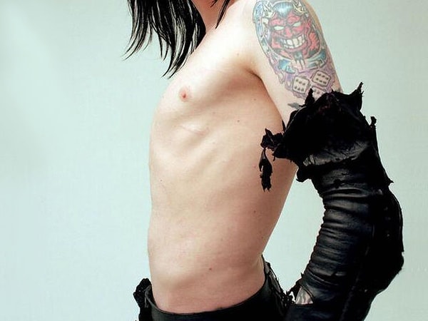 8. Секс-символ или фрик?