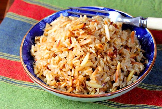 3. Glutensiz pilav için kepekli pirinç tercih edebilirsiniz.